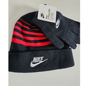 Nike Boy`s Futura Foldover Beanie & Glove 2 Piece Set Red/Black